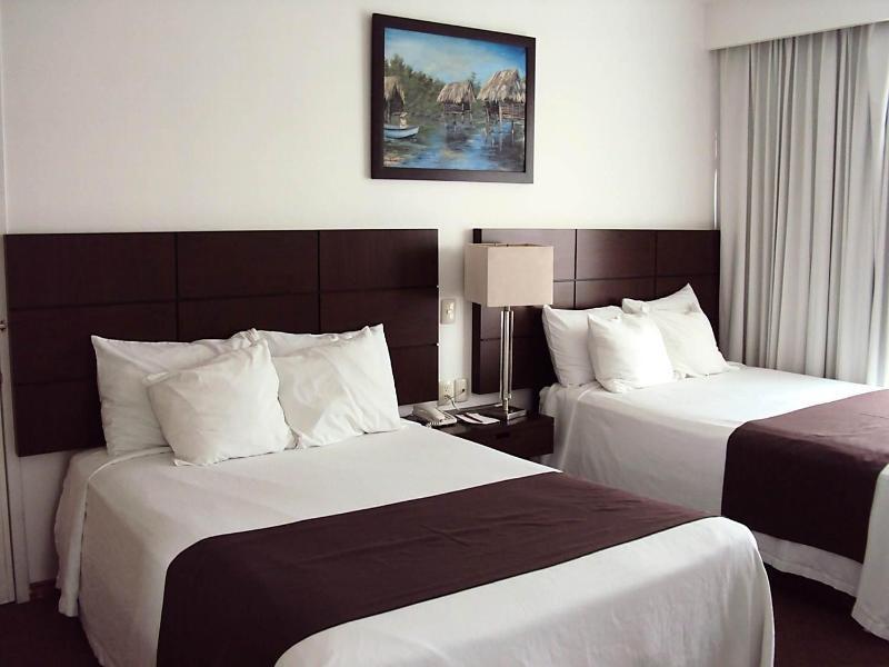 Hotel Fray Junipero Serra Tepic Extérieur photo